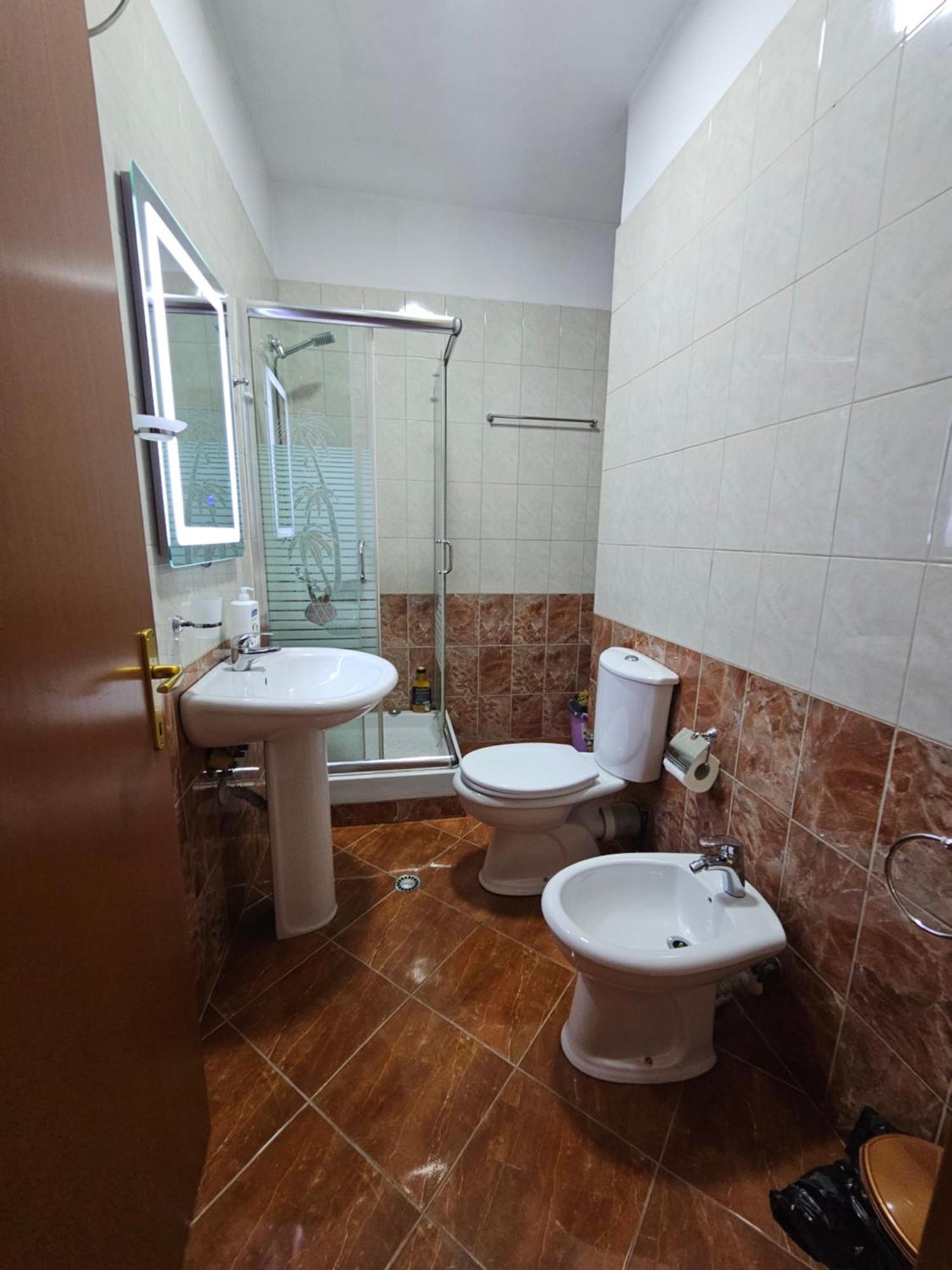 טיראנה Aura Skanderbeg Square Apartments מראה חיצוני תמונה
