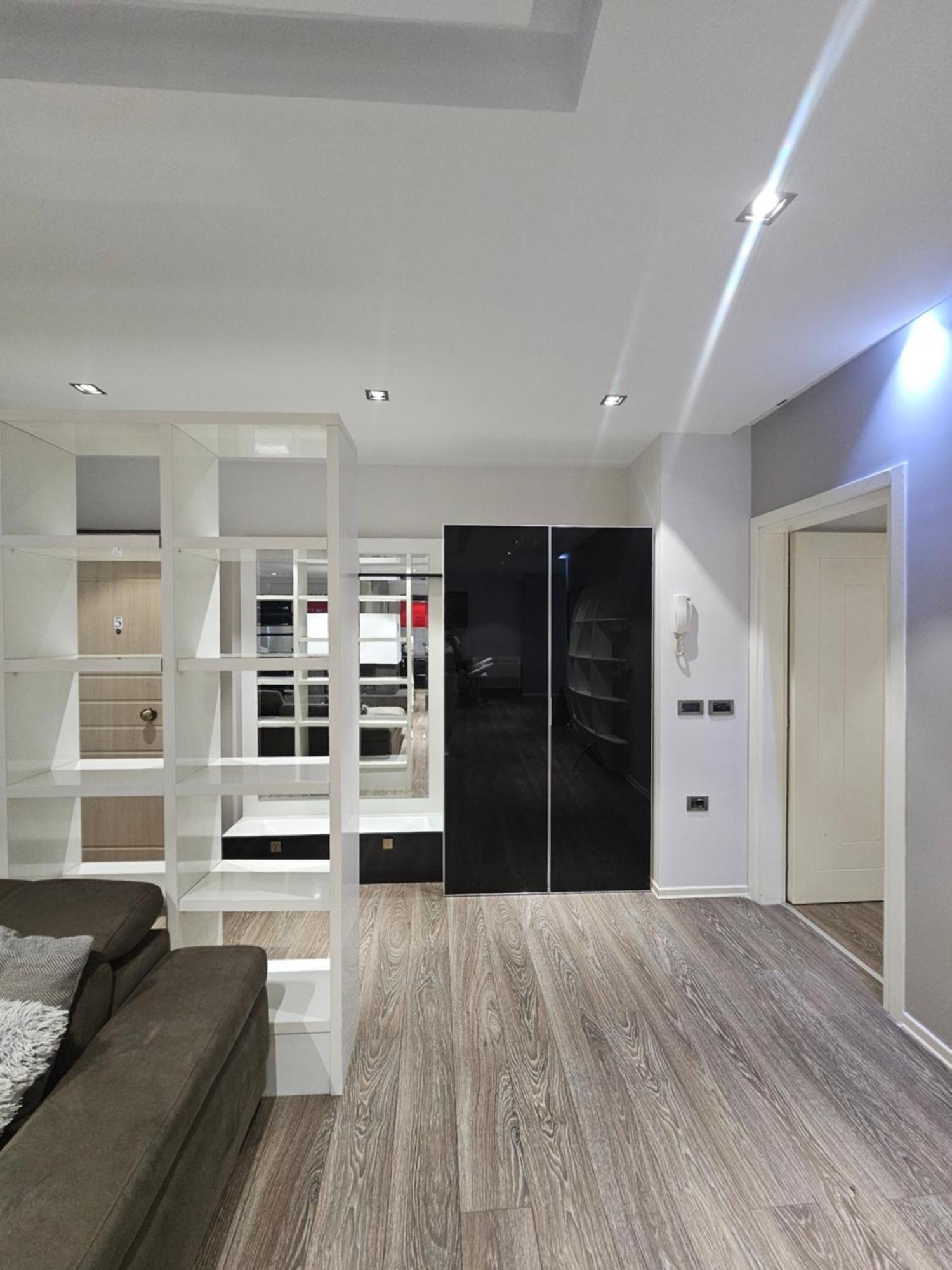 טיראנה Aura Skanderbeg Square Apartments מראה חיצוני תמונה