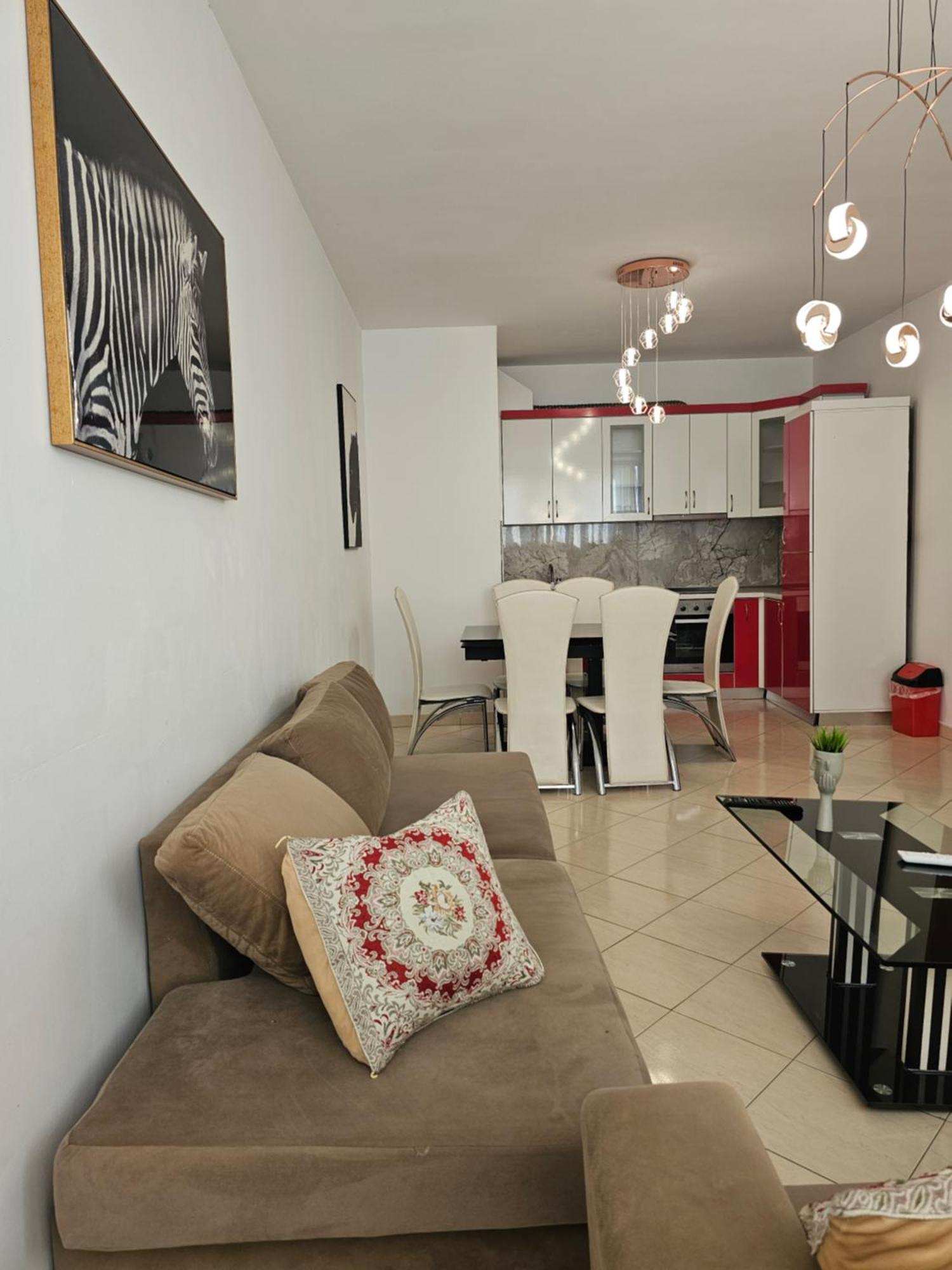 טיראנה Aura Skanderbeg Square Apartments מראה חיצוני תמונה